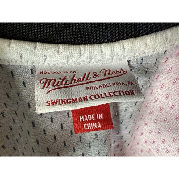 Mitchell & Ness Miami Heat No.1 Chris Bosh 2011-2012 Gradient HWC Jersey Size XL - Picture 12 of 12